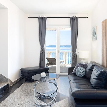 Apartments Wisibada Trogir Bagian luar foto
